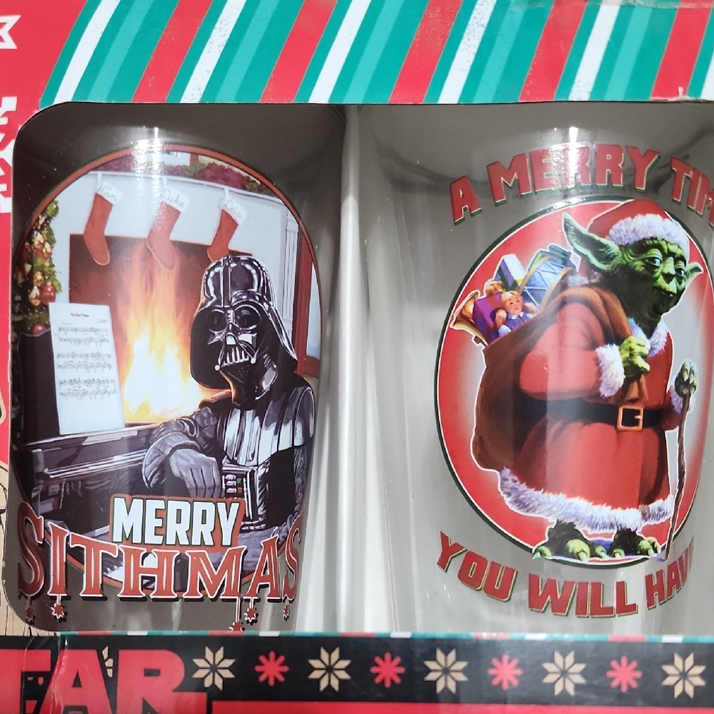 Star Wars Sithmas and Yoda Glassware Set Of 4- 16oz (473mL Each)